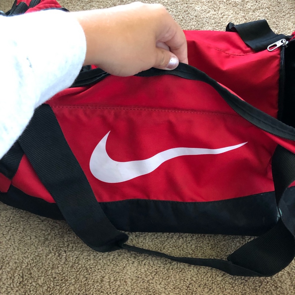 nike duffel bag